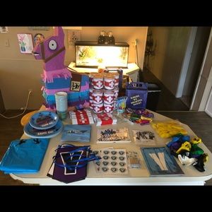 Fortnite birthday party supplies
